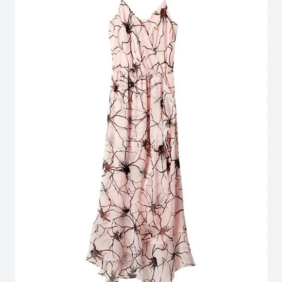 Banana Republic Dresses & Skirts - Banana Republic Tiered Maxi Dress